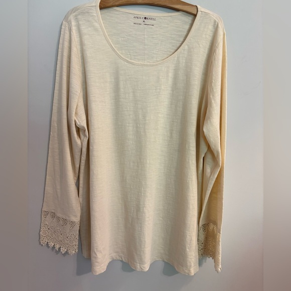 April Cornell Lacey long sleeve T-shirt with lace trim - Picture 1 of 6